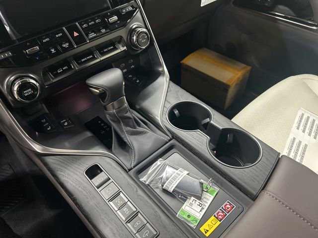 New 2026 Lexus LX 600 4WD w/ Luxury Package image 18