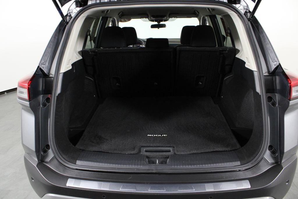 Certified 2023 Nissan Rogue SV image 18