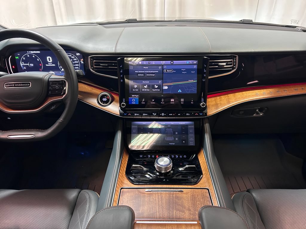 Used 2024 Jeep Grand Wagoneer Series III AWD/4WD image 13