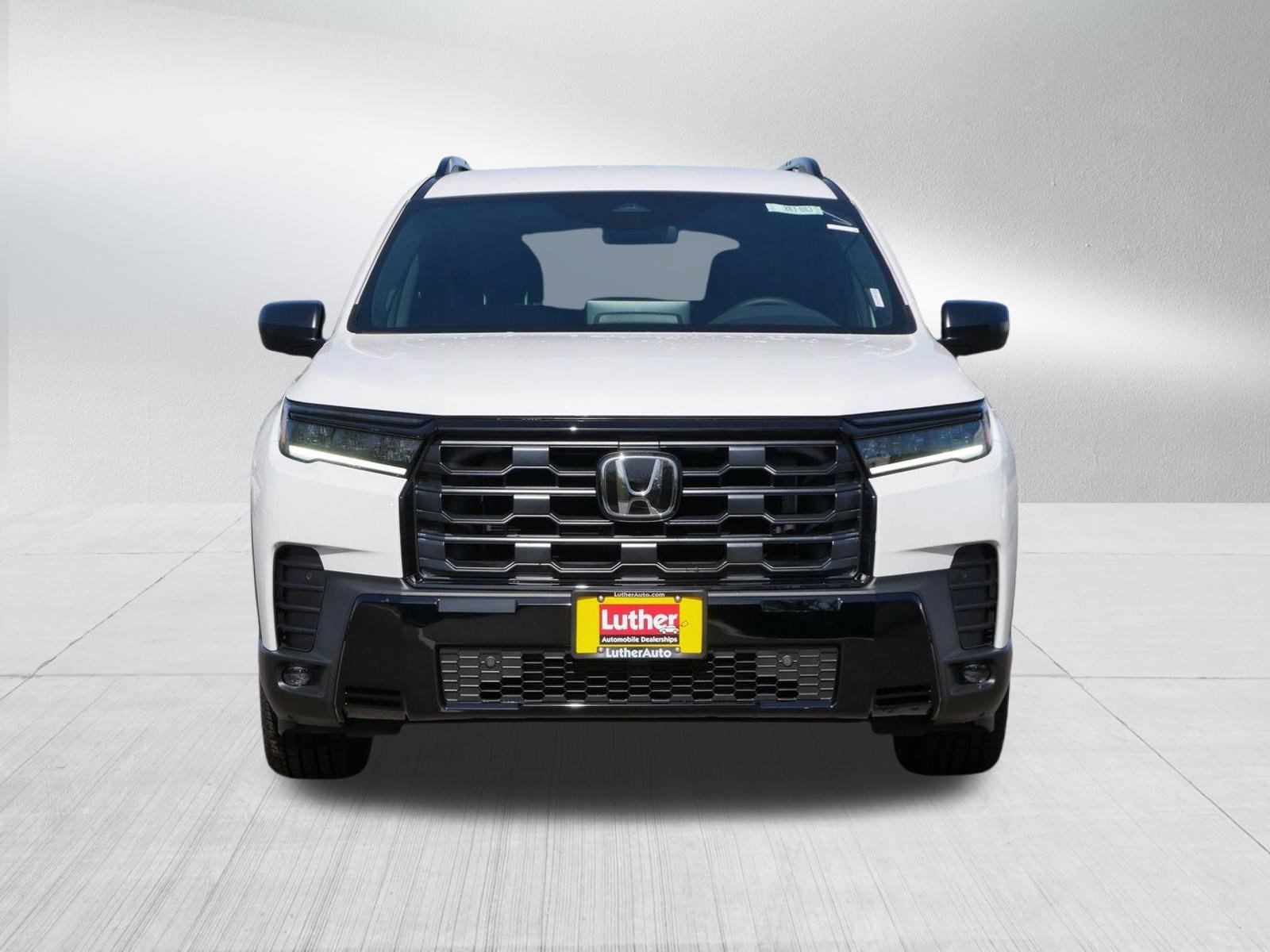 New 2026 Honda Pilot Sport image 2