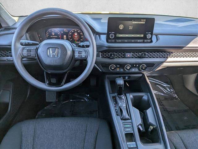 Certified 2025 Honda Accord LX image 15