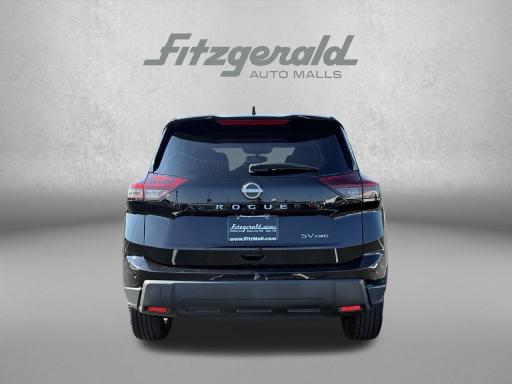 Used 2024 Nissan Rogue SV AWD/4WD image 9