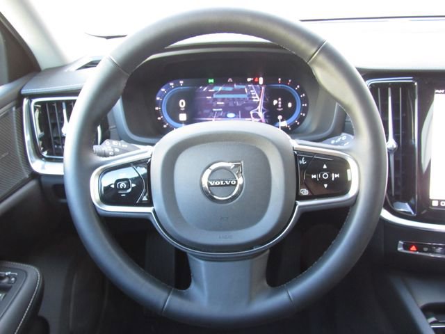 Used 2025 Volvo V60 B5 Cross Country Ultra w/ Protection Package Premier AWD/4WD image 25