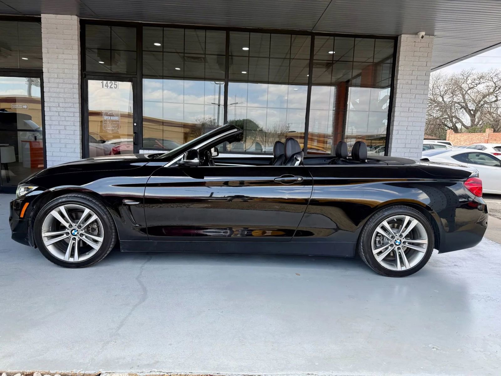 Used 2018 BMW 430i Convertible RWD image 13