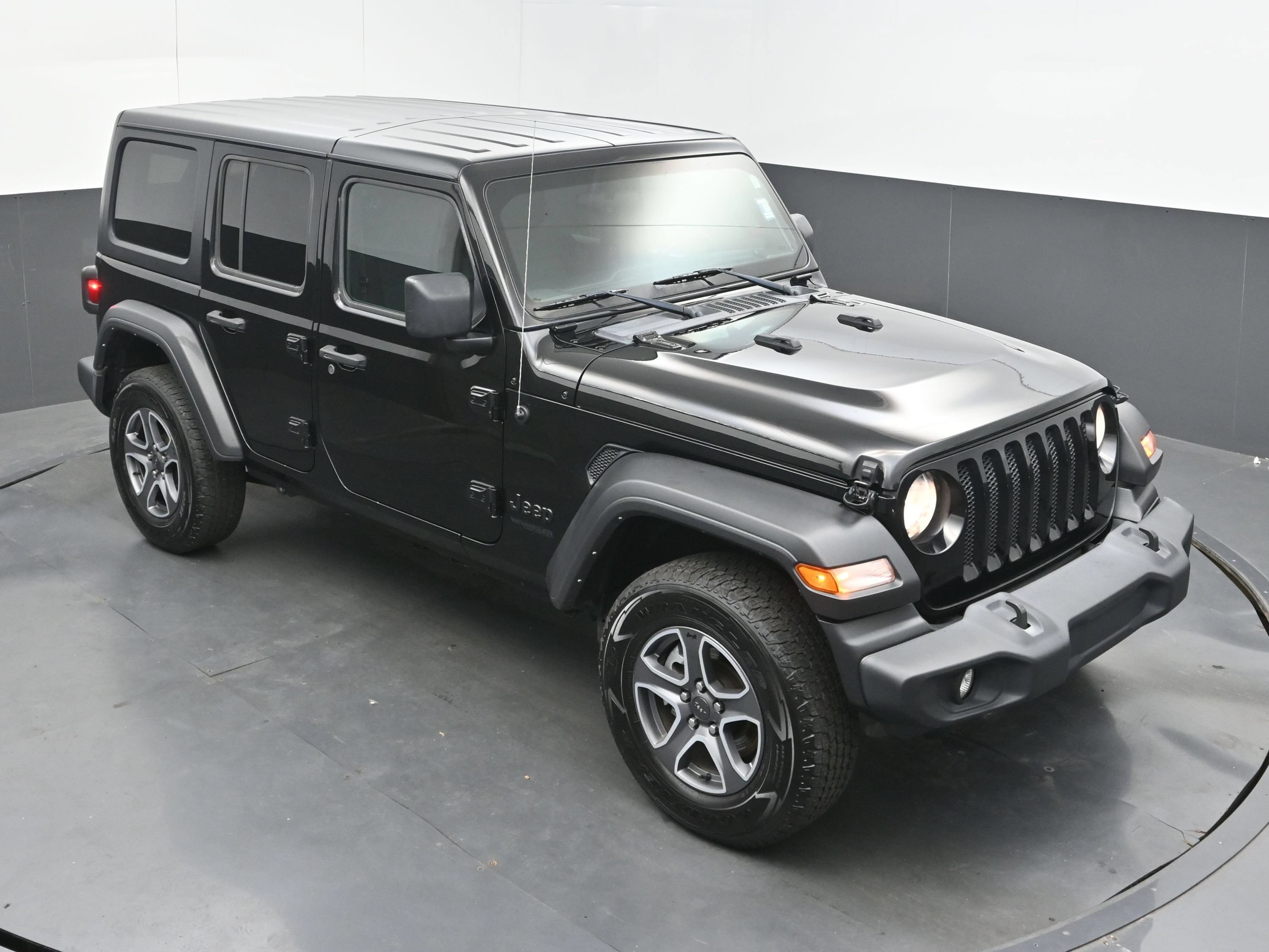 Used 2022 Jeep Wrangler Unlimited Sport AWD/4WD image 31