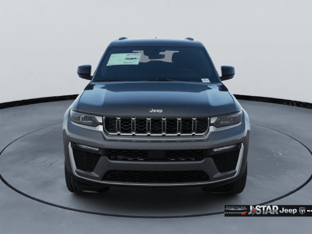 New 2026 Jeep Grand Cherokee Limited RWD image 2