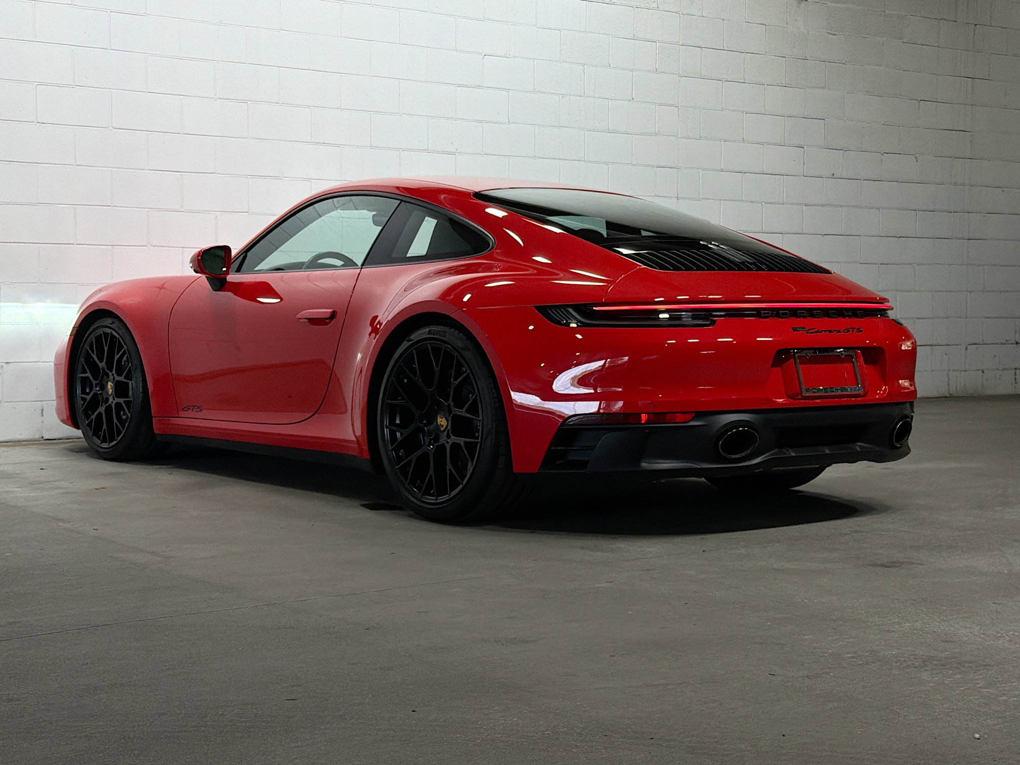 Used 2022 Porsche 911 Carrera GTS image 3