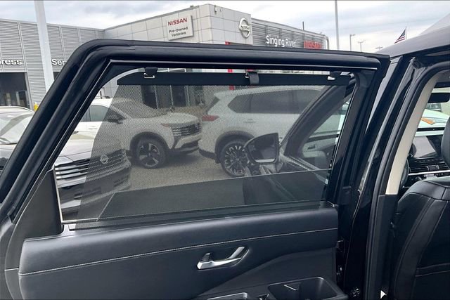 Certified 2025 Nissan Pathfinder SL w/ Cargo Package image 25