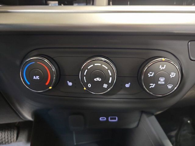 New 2026 Chevrolet Trax LS w/ LS Convenience Package FWD image 23