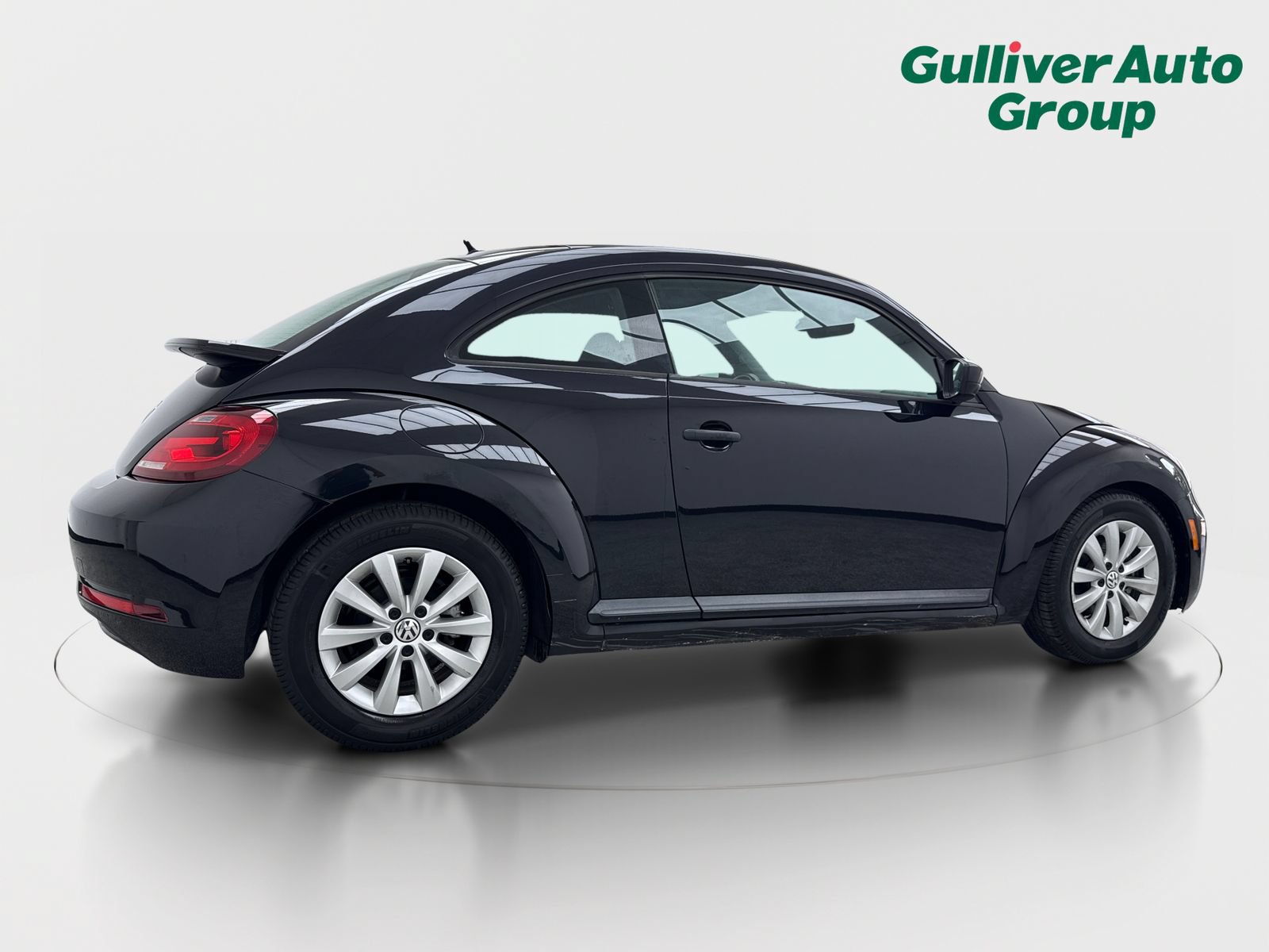 Used 2018 Volkswagen Beetle 2.0T S FWD image 9