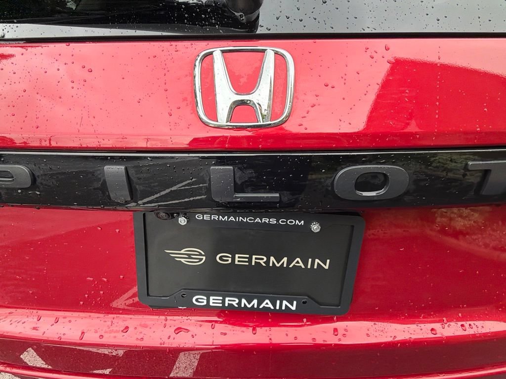Certified 2024 Honda Pilot Touring image 9