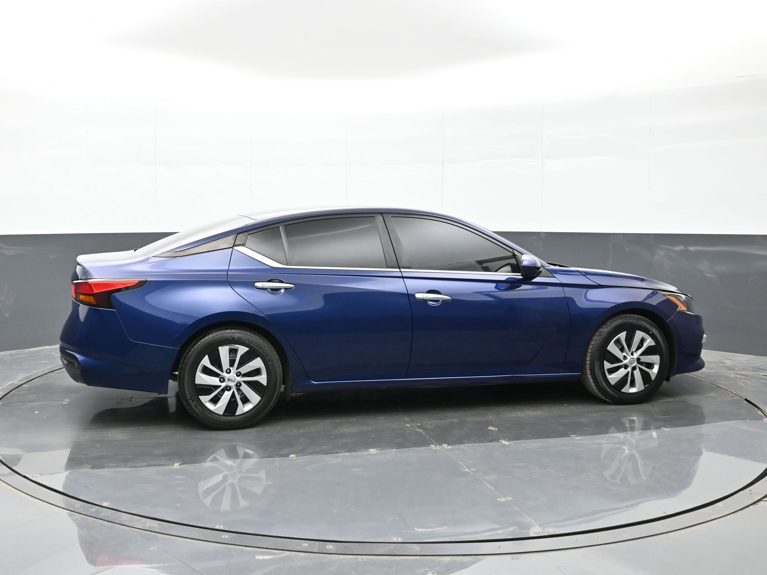 Used 2022 Nissan Altima 2.5 S FWD image 5
