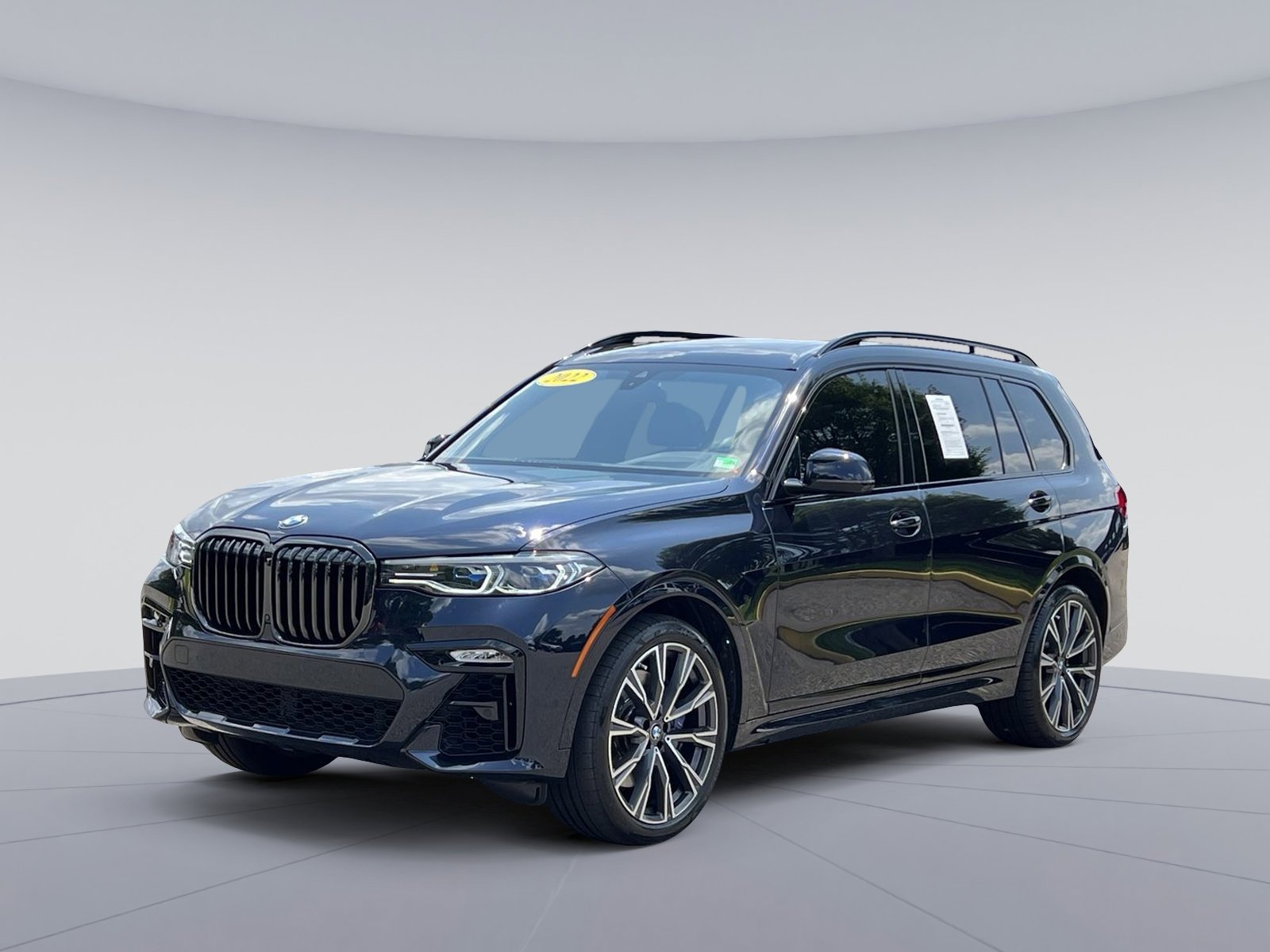 Used 2022 BMW X7 M50i w/ Cold Weather Package