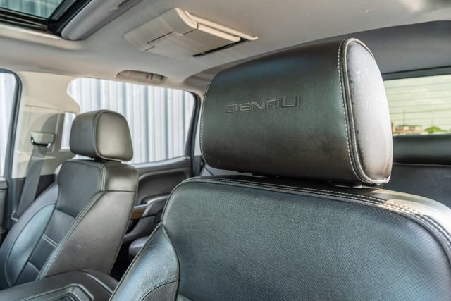 Used 2018 GMC Sierra 2500 Denali w/ Duramax Plus Package AWD/4WD image 20