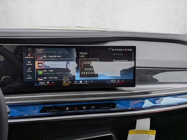 New 2026 BMW 750e xDrive image 14