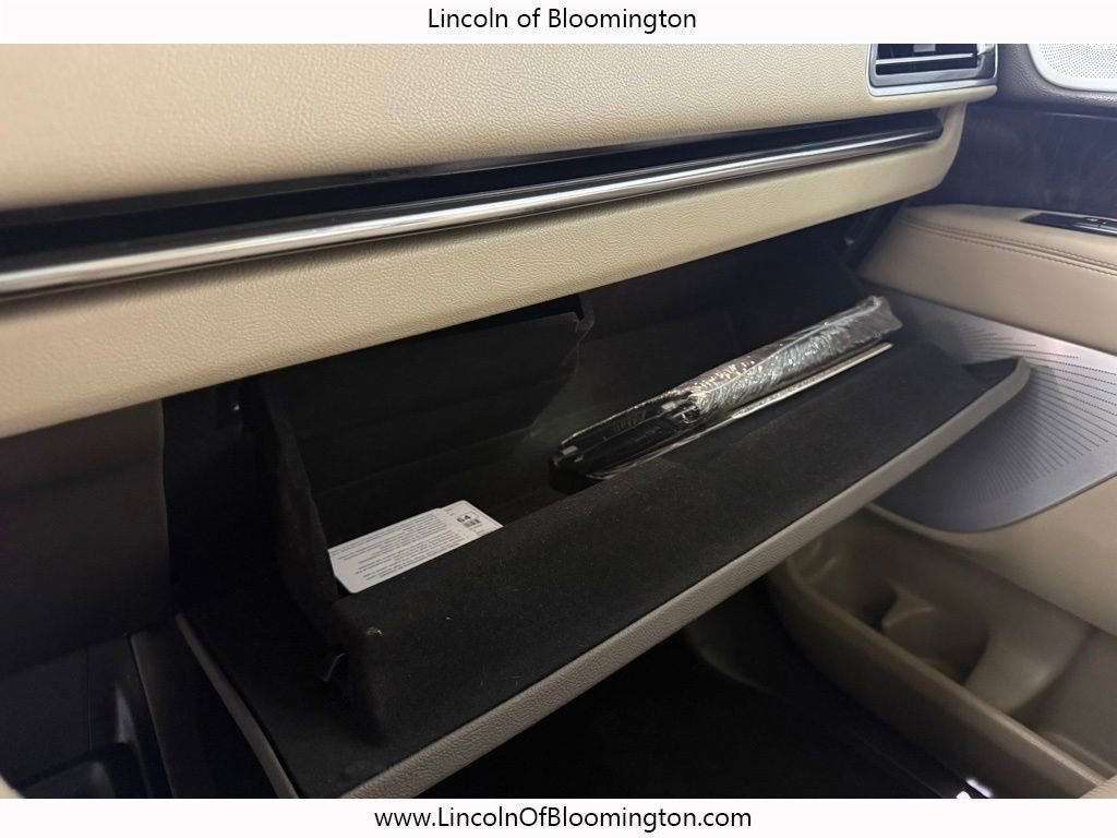 Certified 2024 Lincoln Navigator L Reserve AWD/4WD image 45