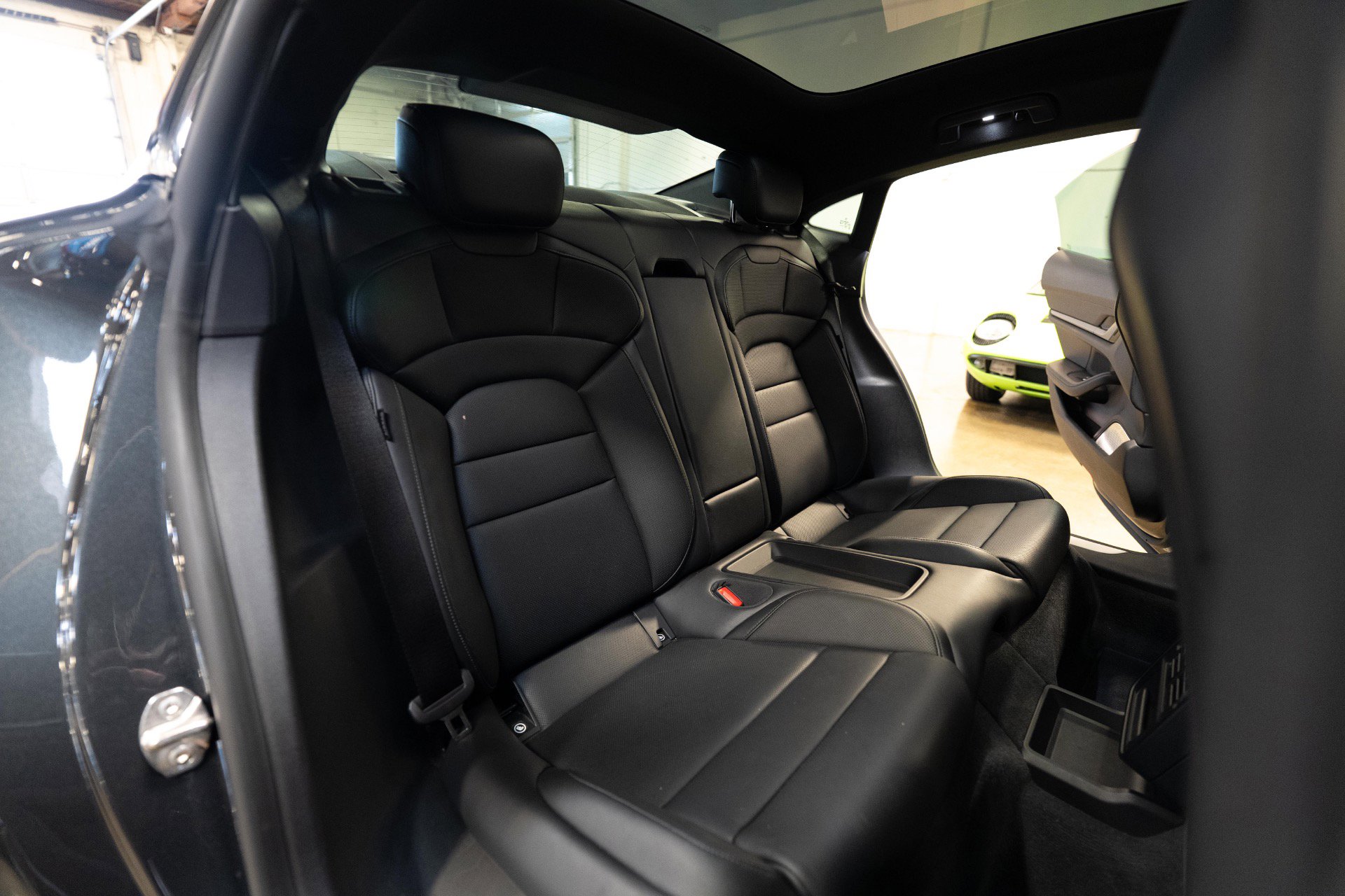 Used 2025 Porsche Taycan RWD image 80