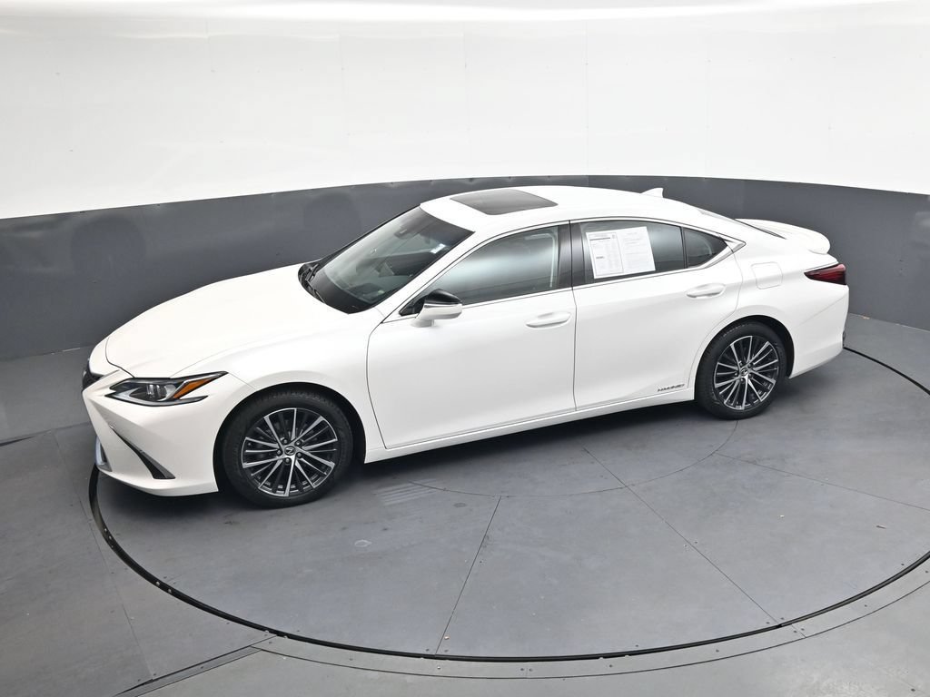 Used 2022 Lexus ES 300h w/ Premium Package FWD image 33
