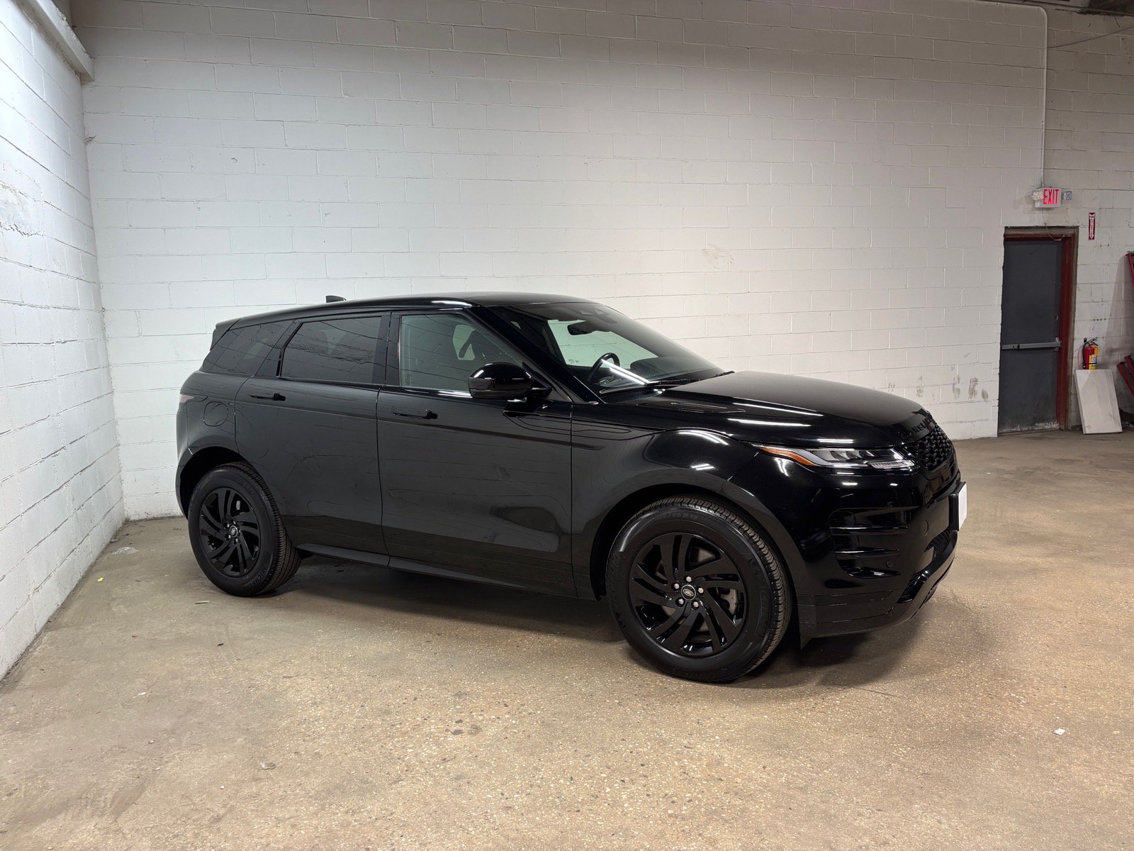 Used 2023 Land Rover Range Rover Evoque R-Dynamic S AWD/4WD image 5