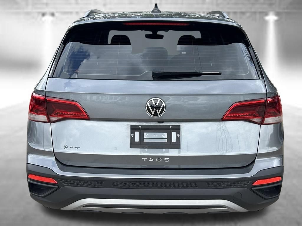 Used 2023 Volkswagen Taos S FWD image 4