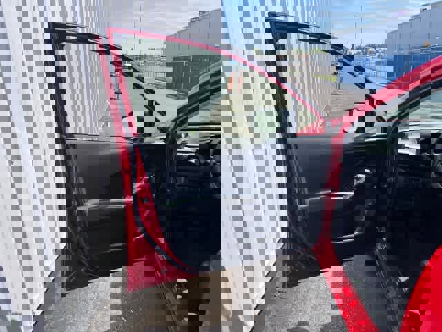 Used 2025 Subaru Crosstrek 2.0i Premium w/ Crosstrek Mirror Package image 13