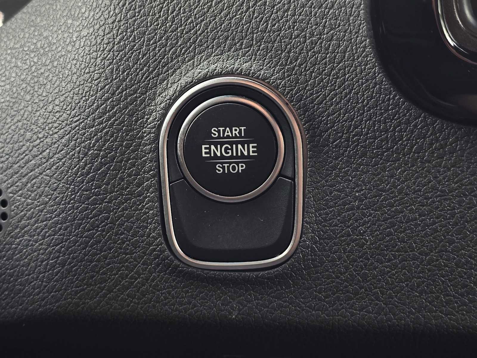 Used 2025 Mercedes-Benz Sprinter 2500 image 29