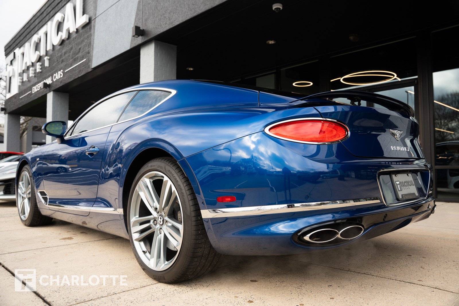 Used 2021 Bentley Continental GT image 14