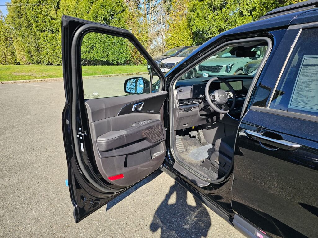 New 2026 Kia Carnival SX image 21