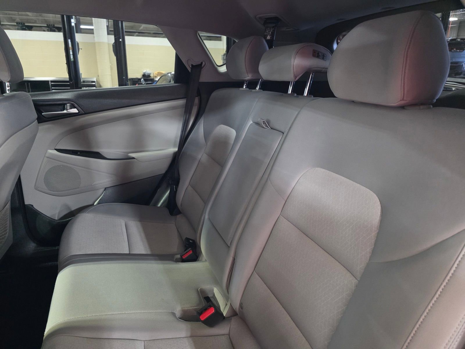 Used 2018 Hyundai Tucson SE image 14