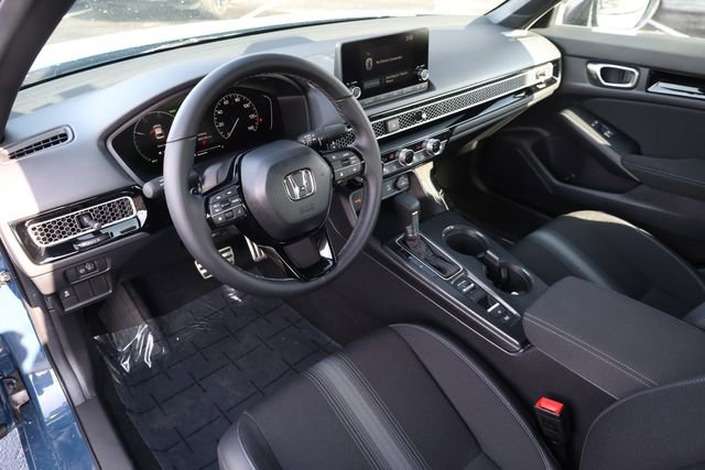 Used 2025 Honda Civic Sport image 9