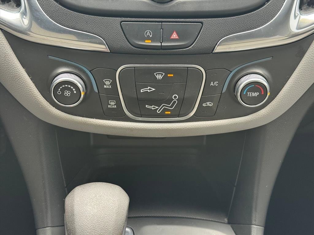 Used 2022 Chevrolet Equinox LS w/ LS Convenience Package image 17