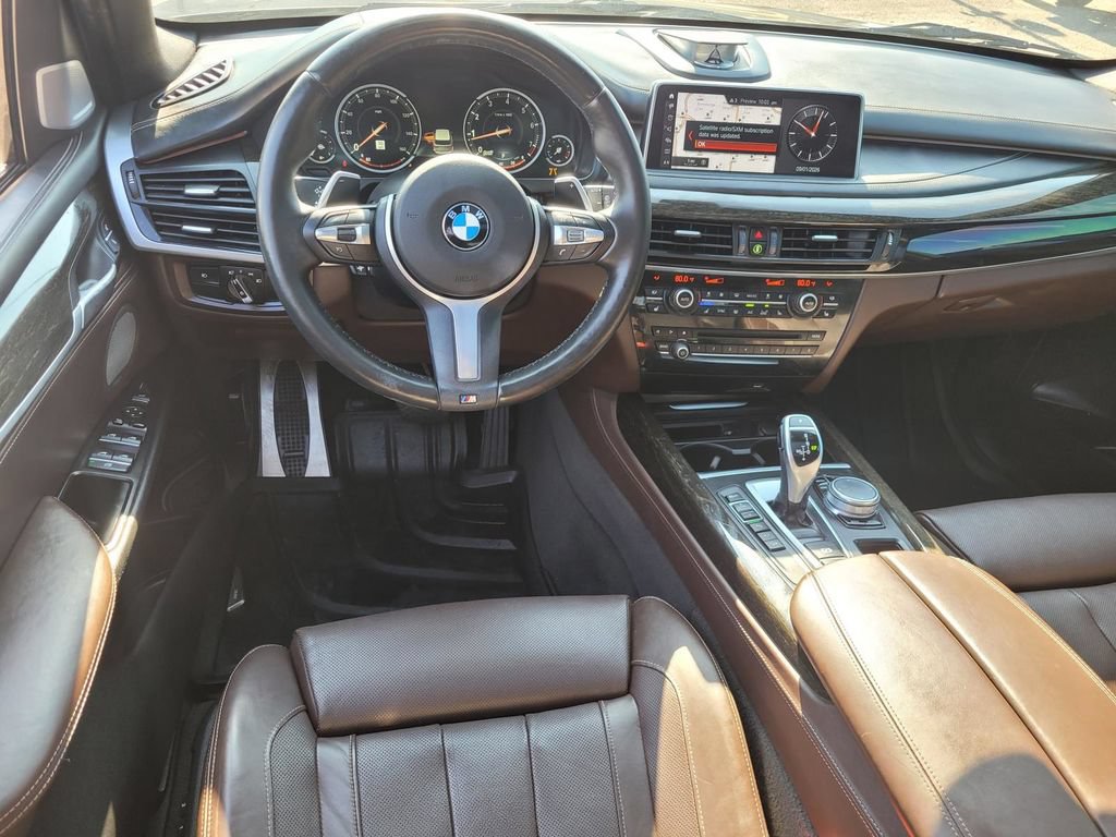 Used 2018 BMW X5 xDrive50i w/ Dynamic Handling Package AWD/4WD image 13