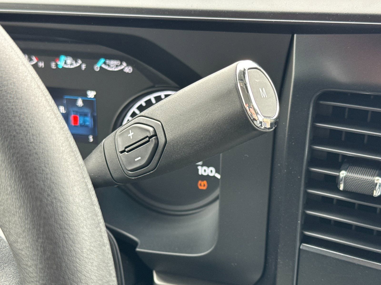 New 2025 Ford F350 XL w/ XL Chrome Package image 19