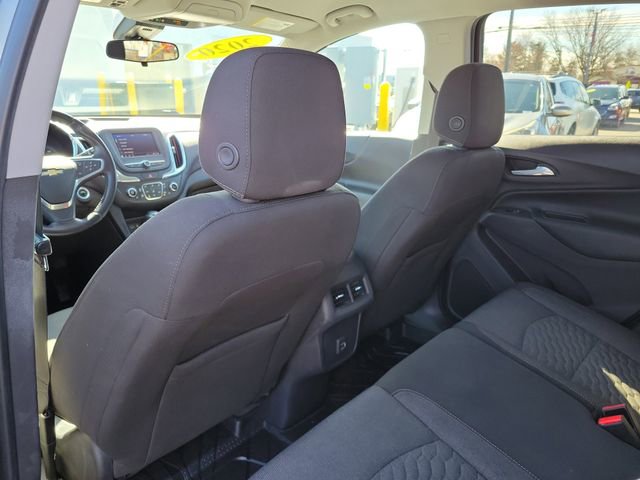 Used 2020 Chevrolet Equinox LT w/ Driver Convenience Package image 14