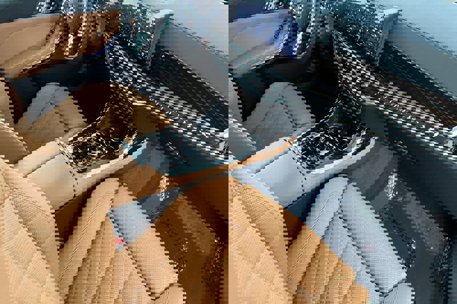 Used 2026 BMW X7 xDrive40i w/ M Sport Package image 16