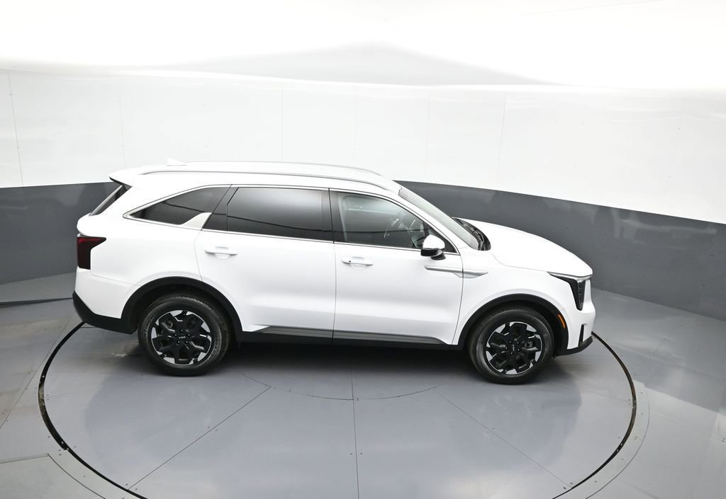 Certified 2024 Kia Sorento S image 37