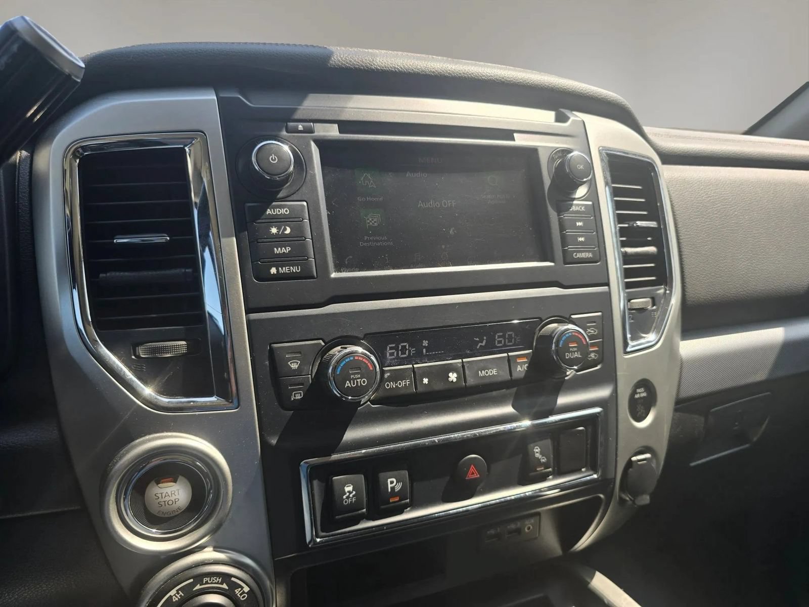 Used 2019 Nissan Titan PRO-4X AWD/4WD image 19