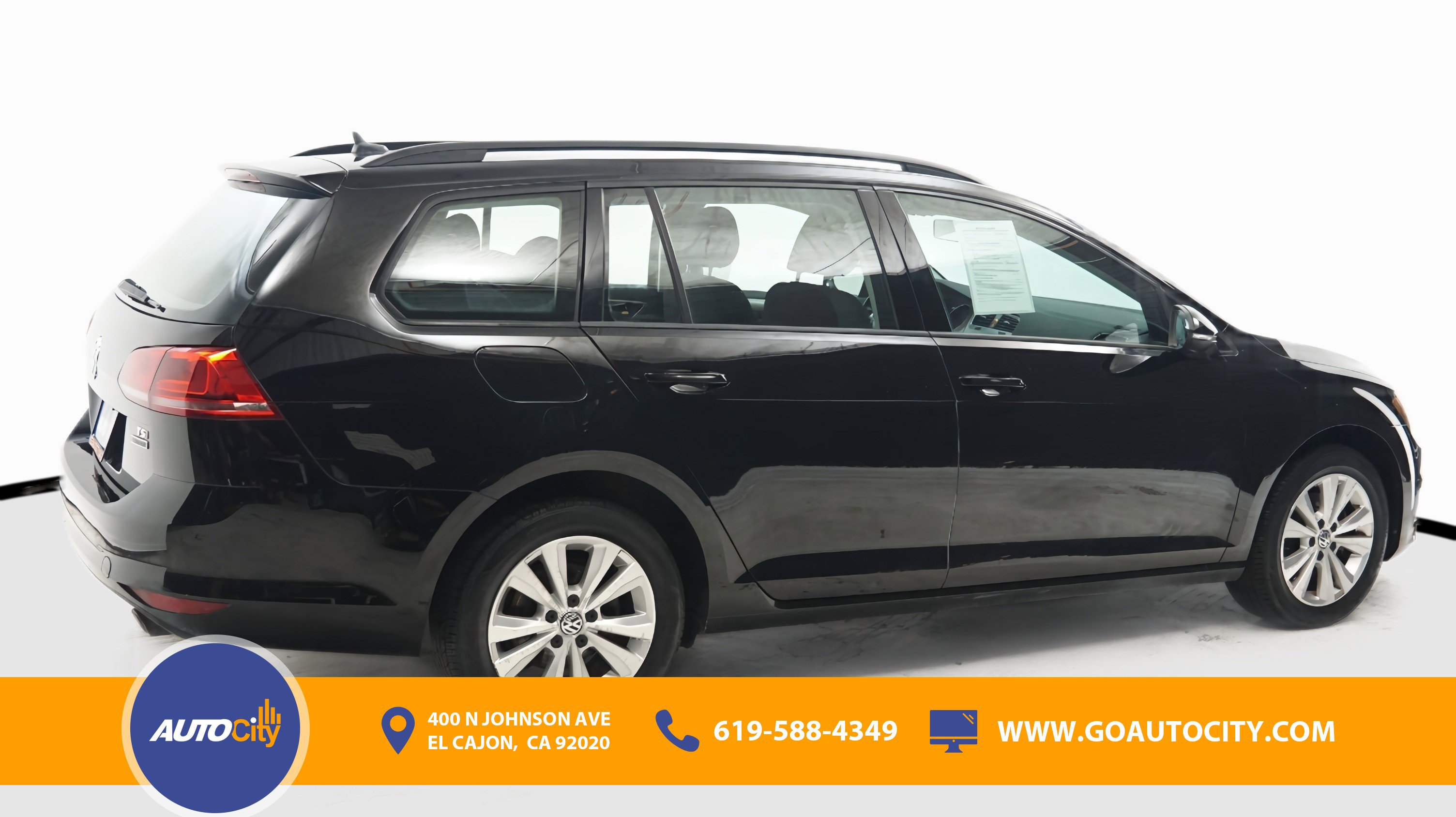 Used 2017 Volkswagen Golf S AWD/4WD image 6