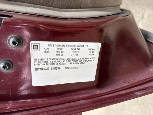 Used 2001 Chevrolet Lumina w/ Preferred Equipment Group FWD image 35