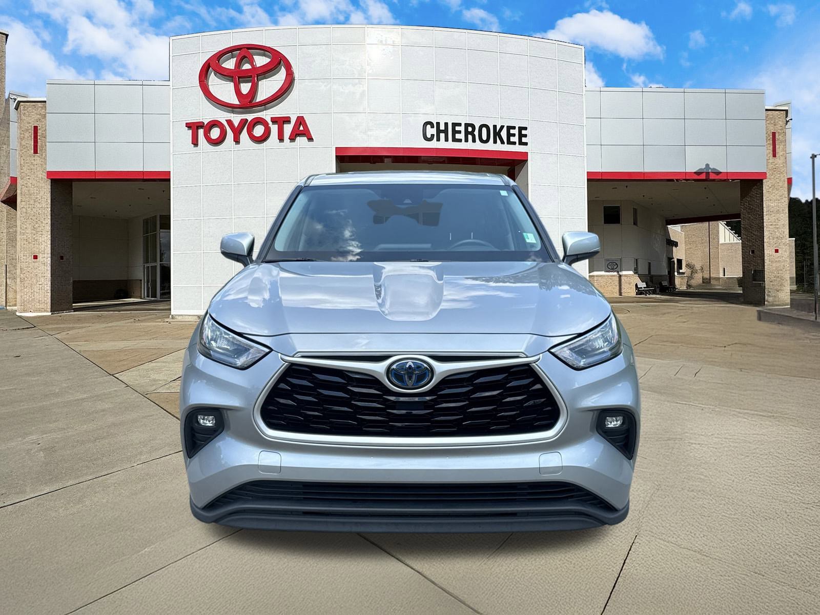 Used 2020 Toyota Highlander LE image 8