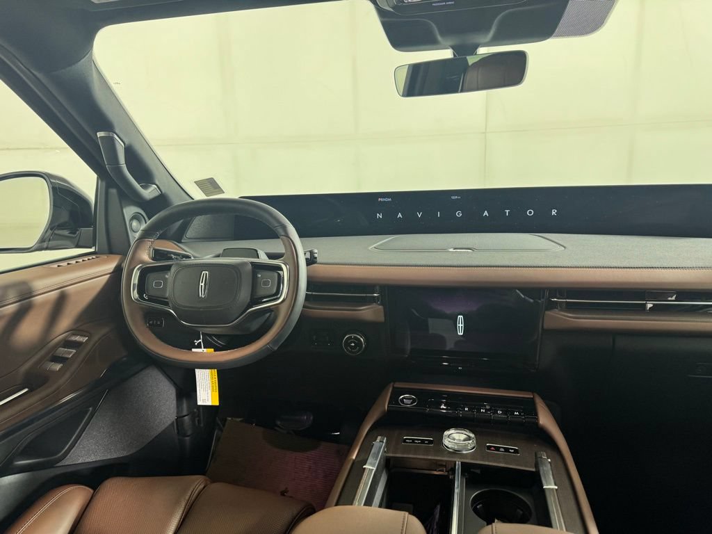 New 2026 Lincoln Navigator Reserve AWD/4WD image 21