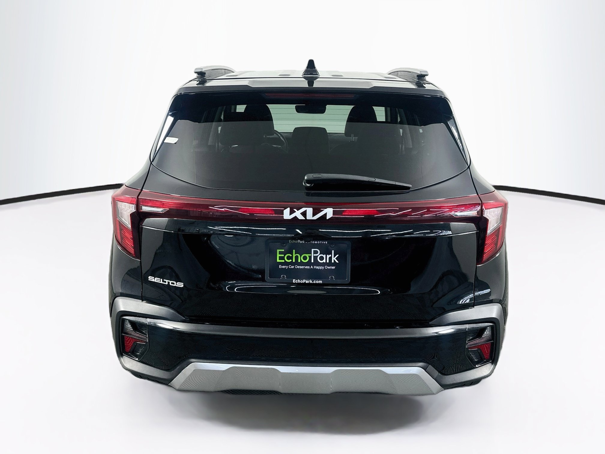 Used 2025 Kia Seltos S FWD image 7