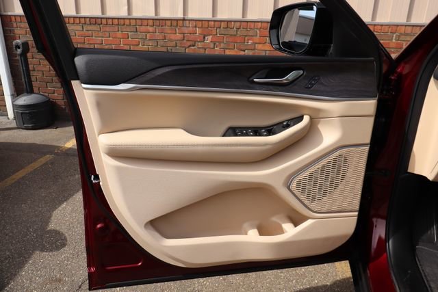 New 2026 Jeep Grand Cherokee Limited image 8