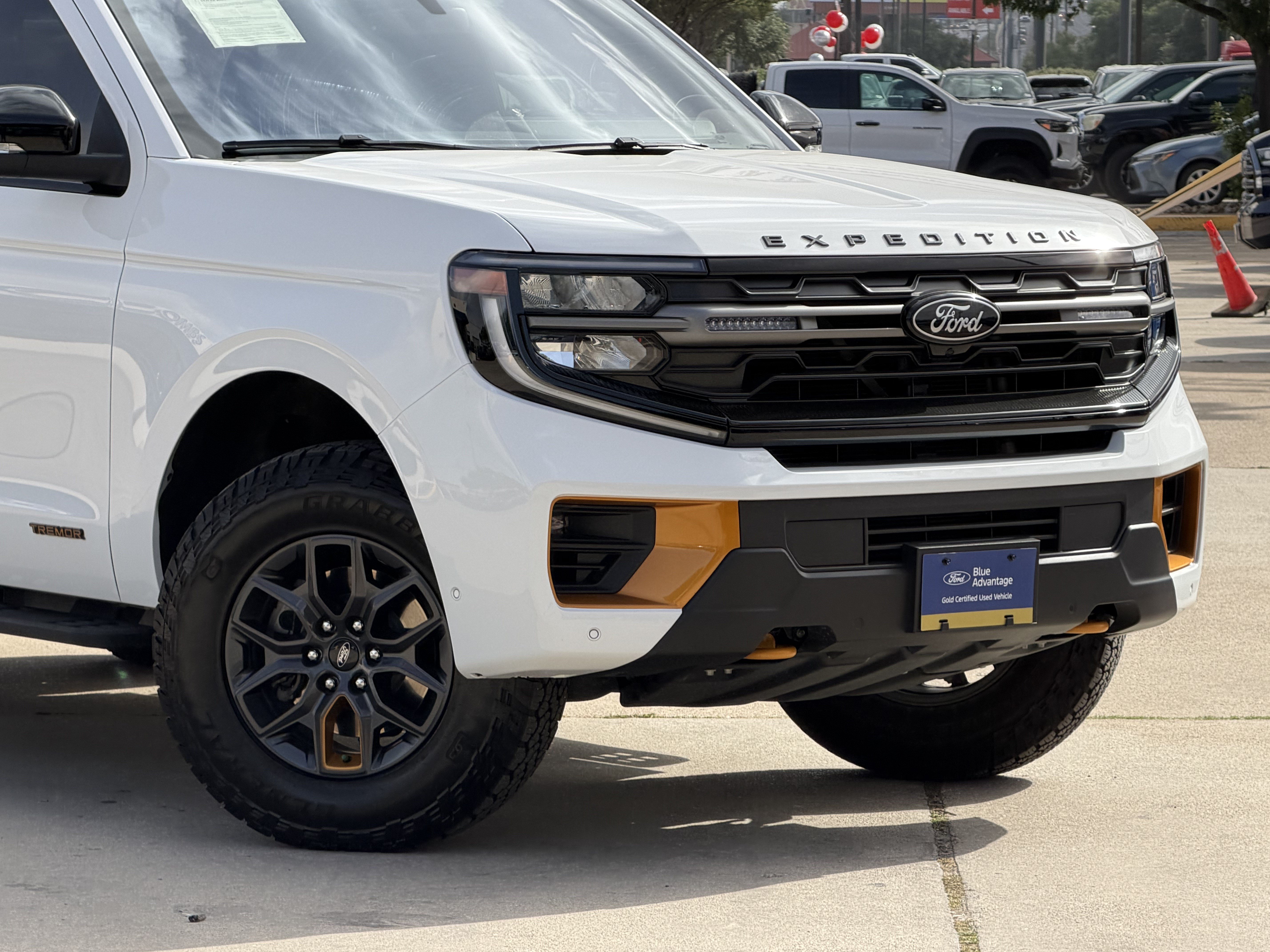 Certified 2025 Ford Expedition Tremor AWD/4WD image 2