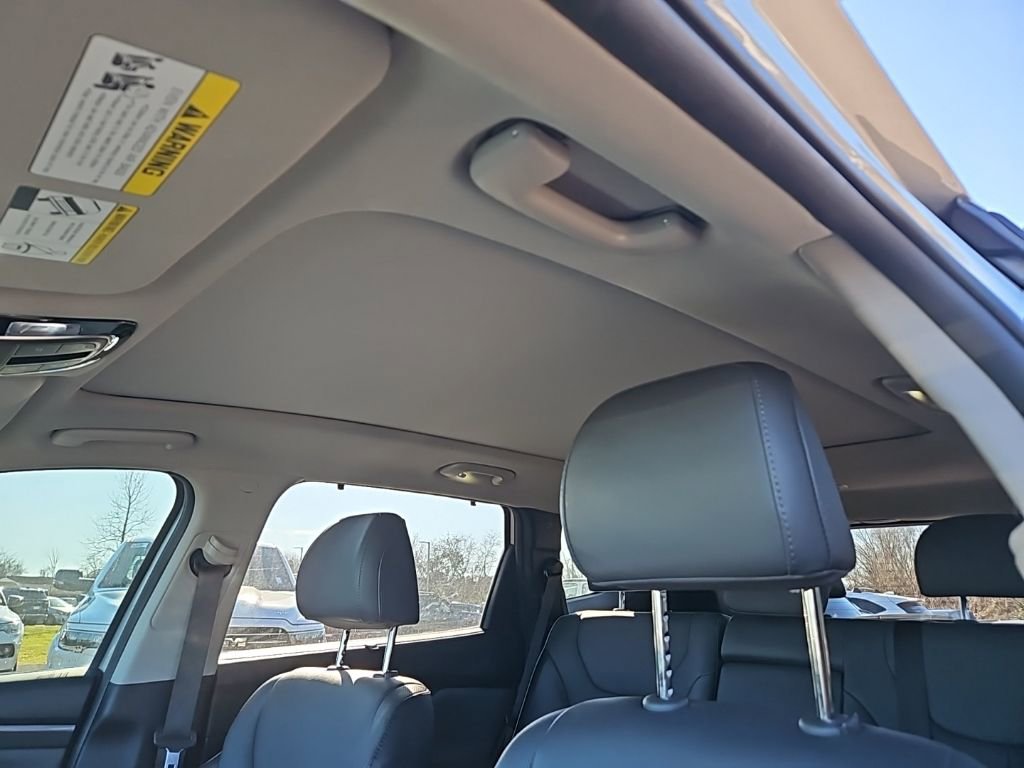 Used 2022 Hyundai Santa Fe SEL w/ Convenience + Premium Package image 16