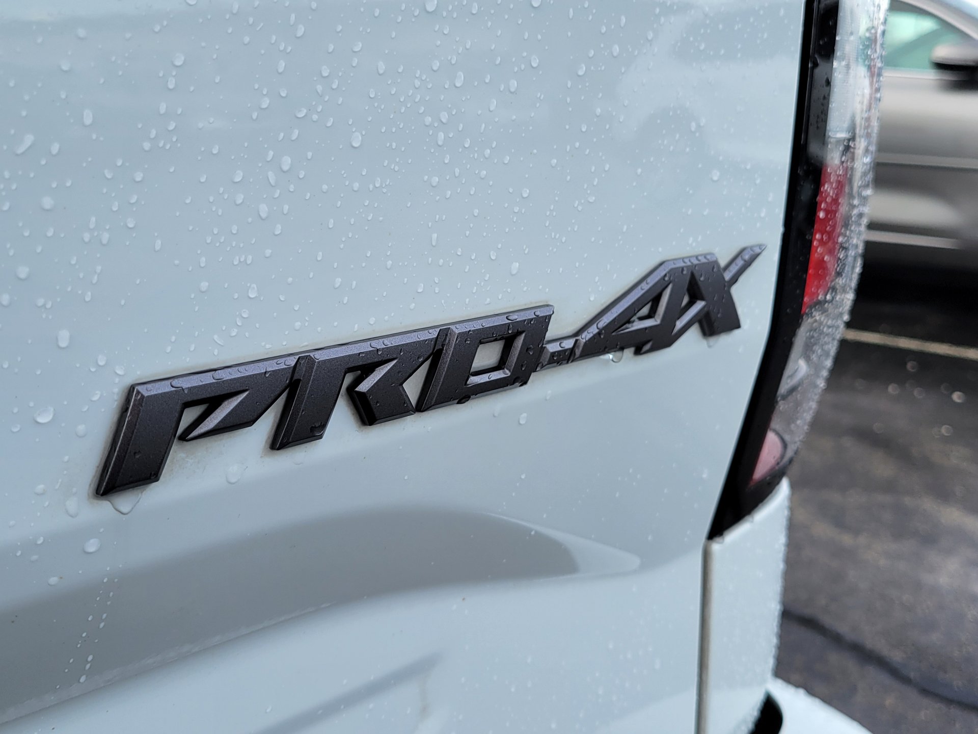 Certified 2022 Nissan Frontier PRO-4X w/ Pro-4X Premium Package image 7