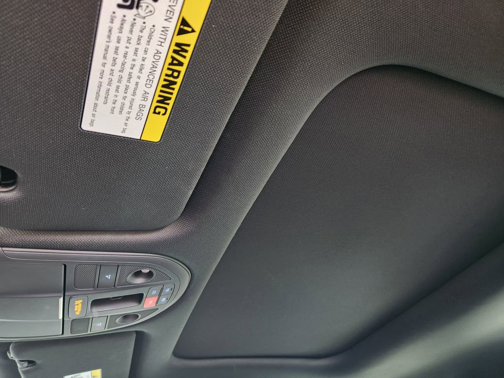 Used 2025 Genesis G70 2.5T w/ Sport Prestige Package image 24