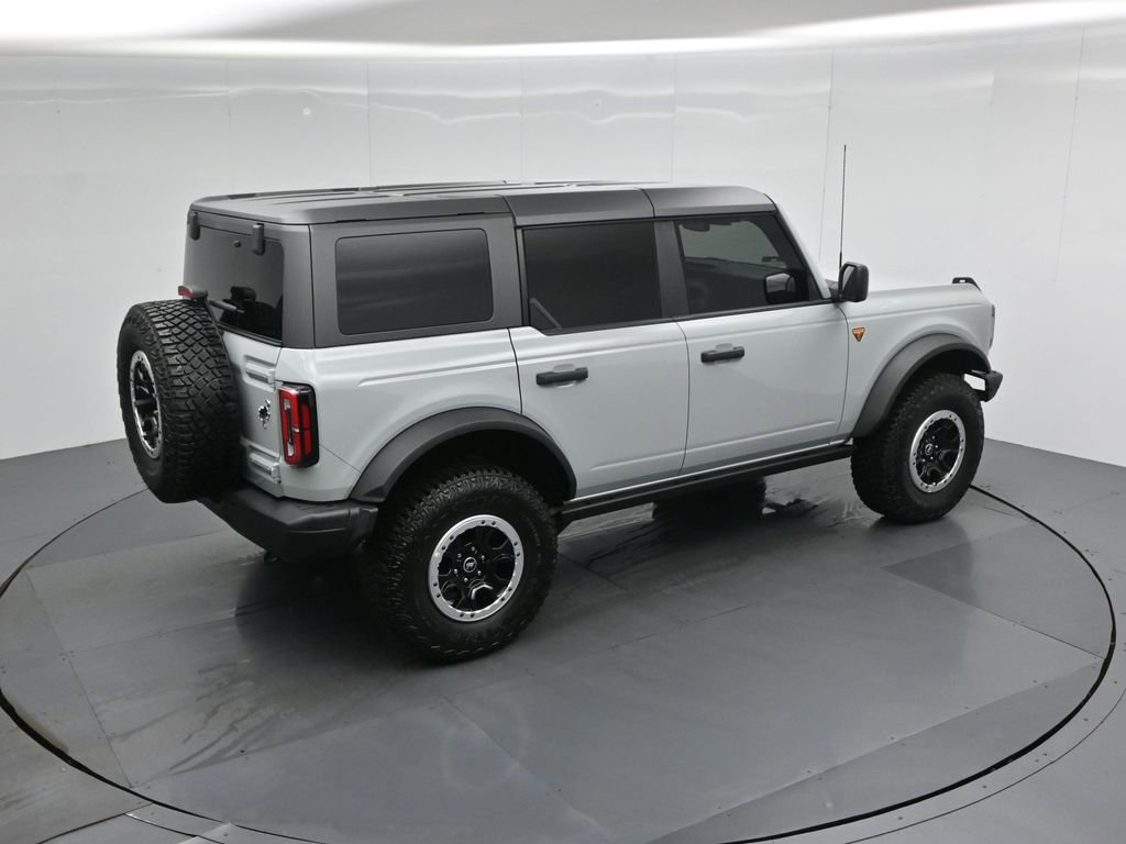 Certified 2024 Ford Bronco Badlands w/ Sasquatch Package image 42