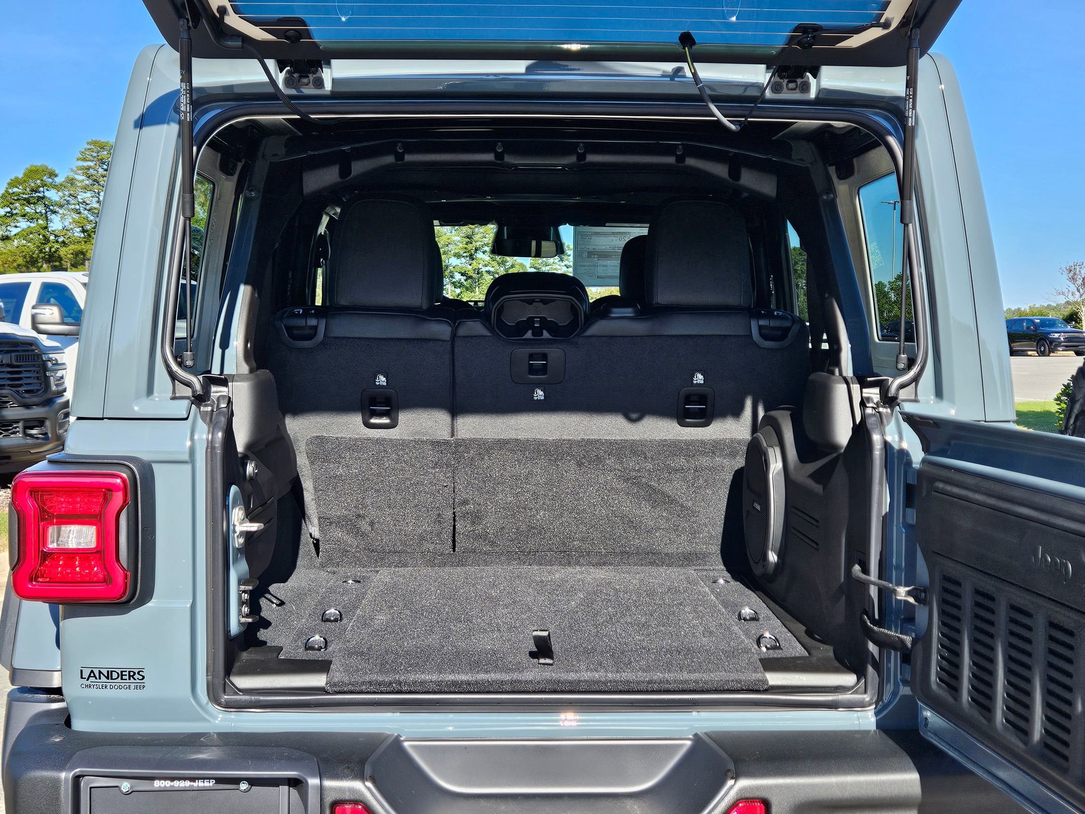 New 2026 Jeep Wrangler Unlimited Rubicon image 26