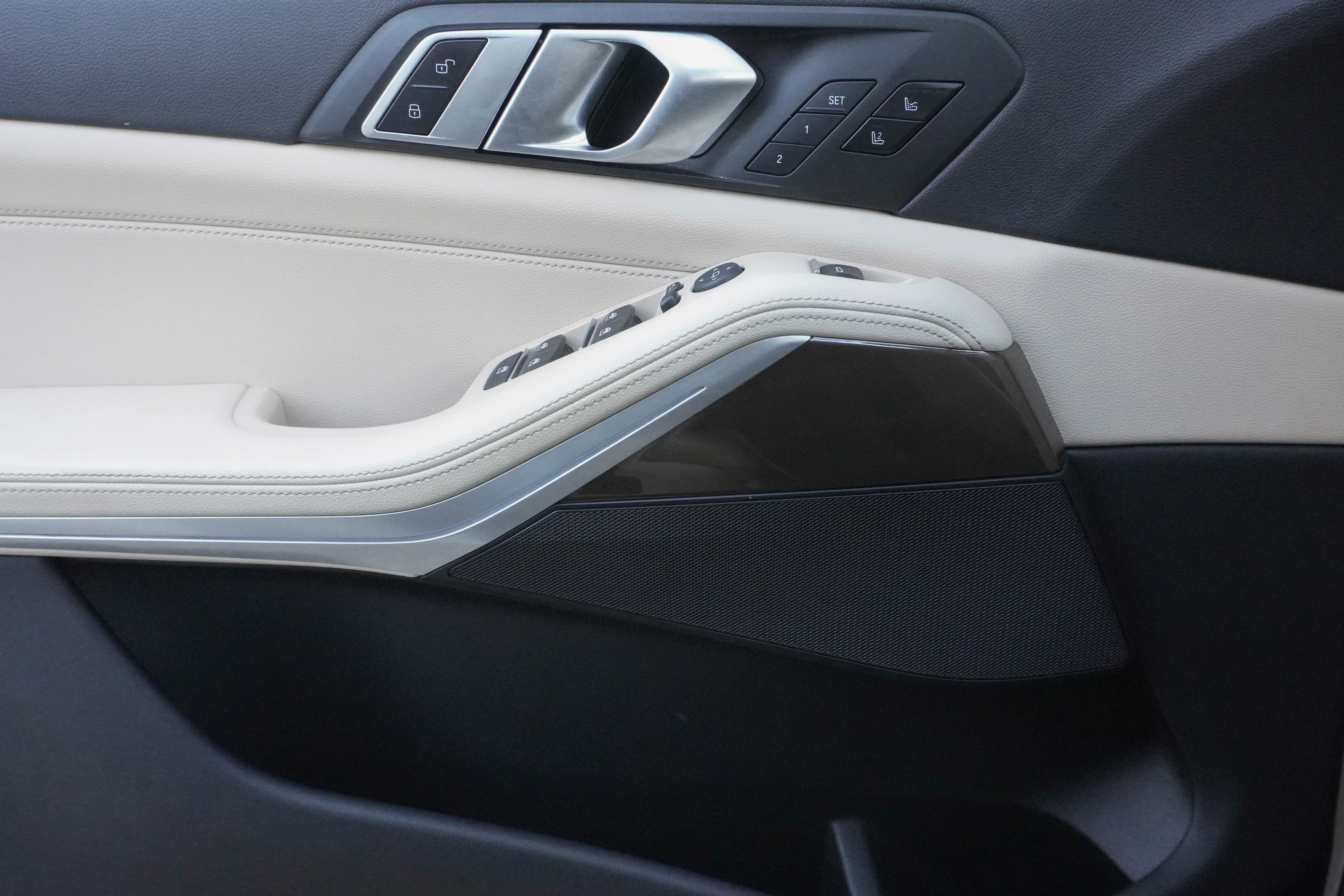 Used 2022 BMW X5 xDrive40i w/ Luxury Seating Package image 26